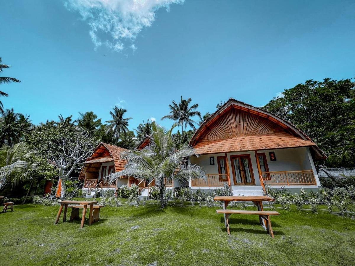 Mertha Sari Resto & Bungalow Klungkung Exterior photo