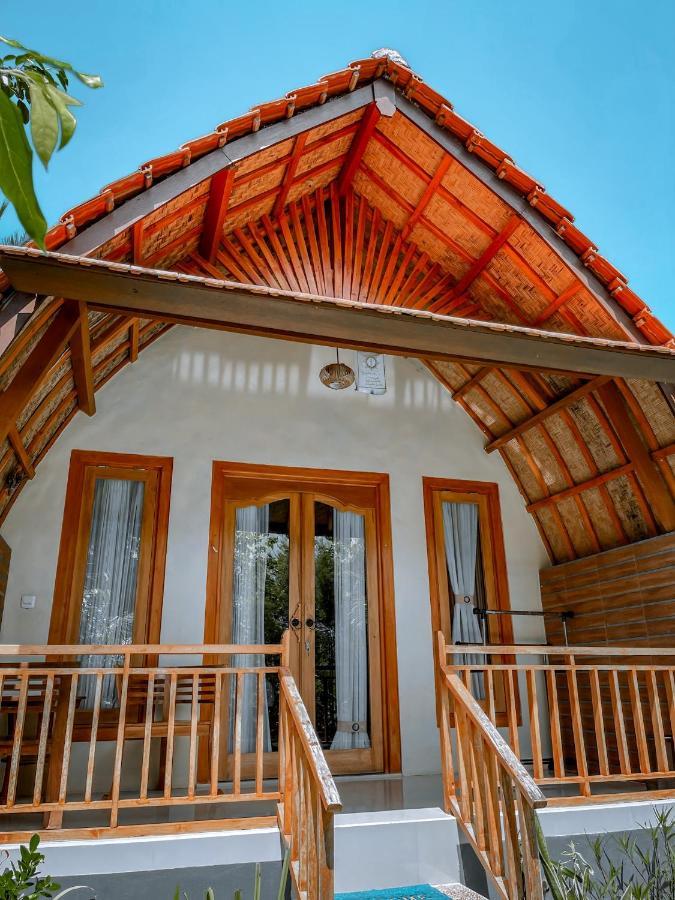 Mertha Sari Resto & Bungalow Klungkung Exterior photo