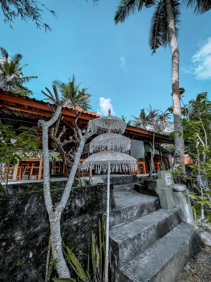 Mertha Sari Resto & Bungalow Klungkung Exterior photo
